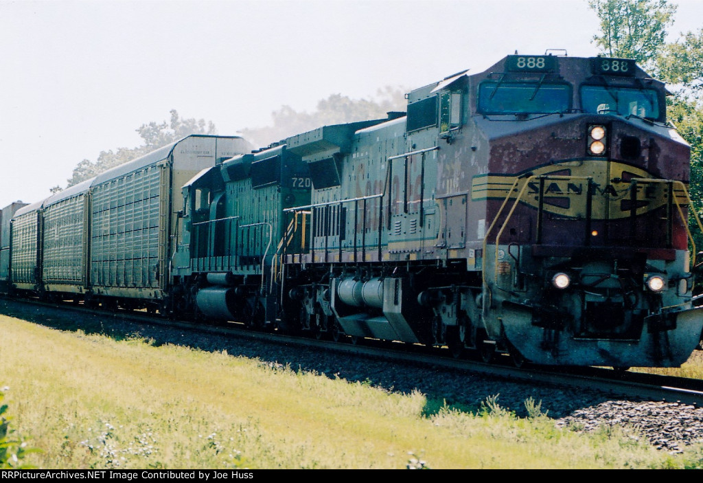 BNSF 888 West